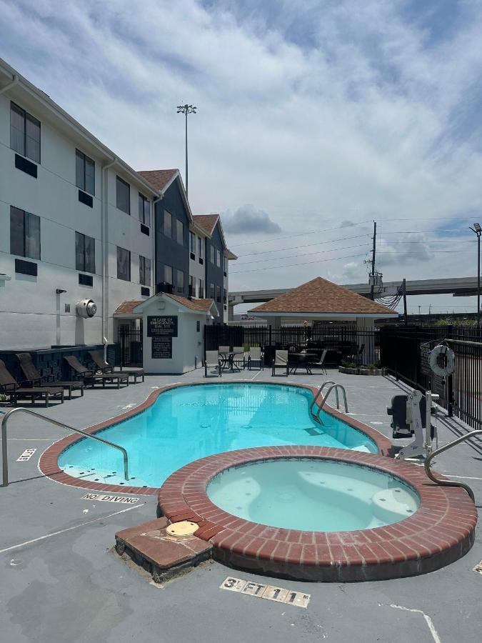 Candlewood Suites Stafford ヒューストン エクステリア 写真